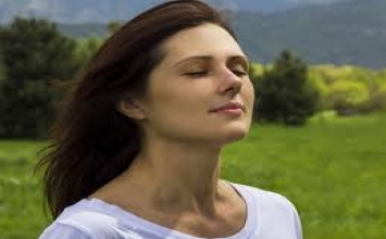 8 lợi ích của việc hít thở sâu